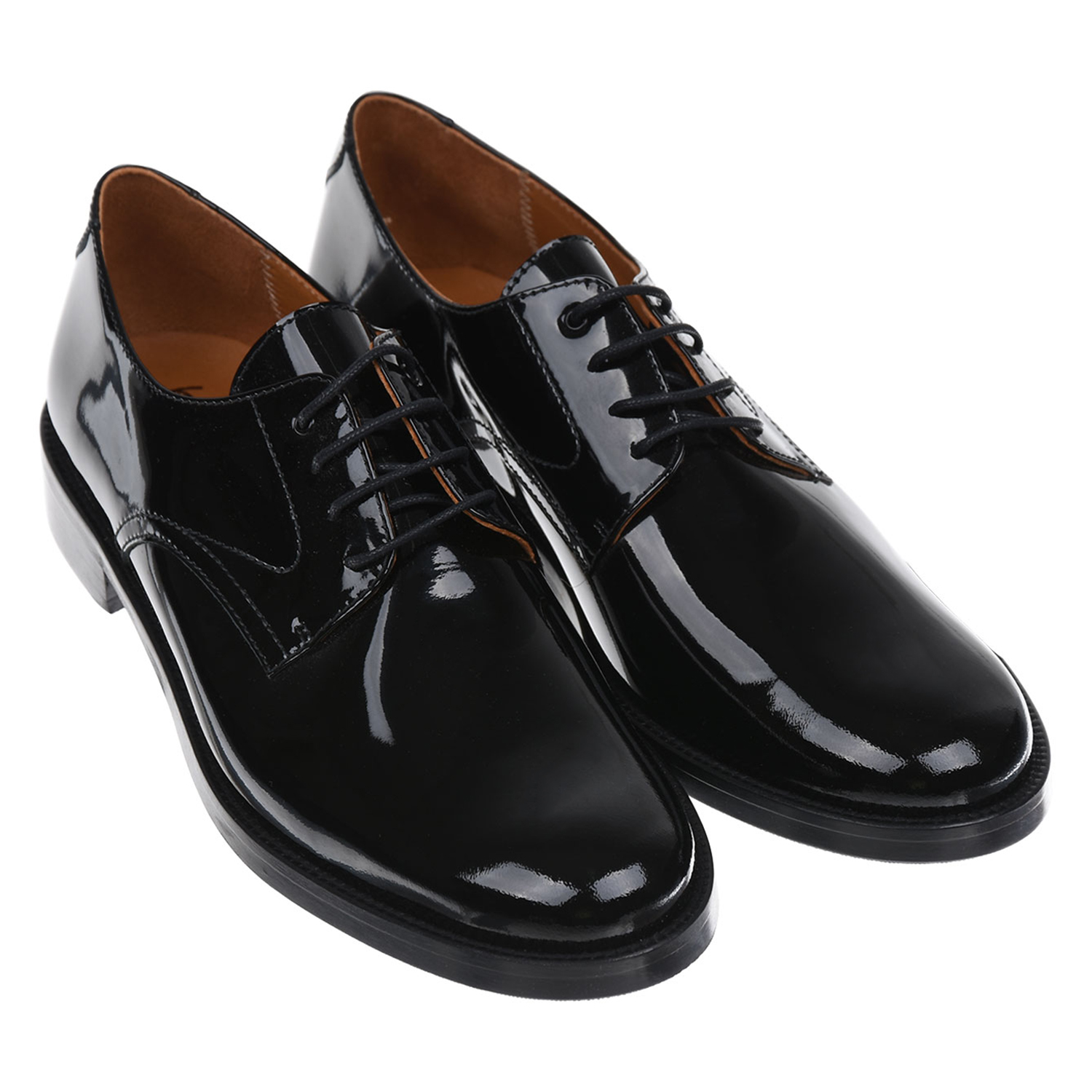 Черные кожаные туфли со шнуровкой