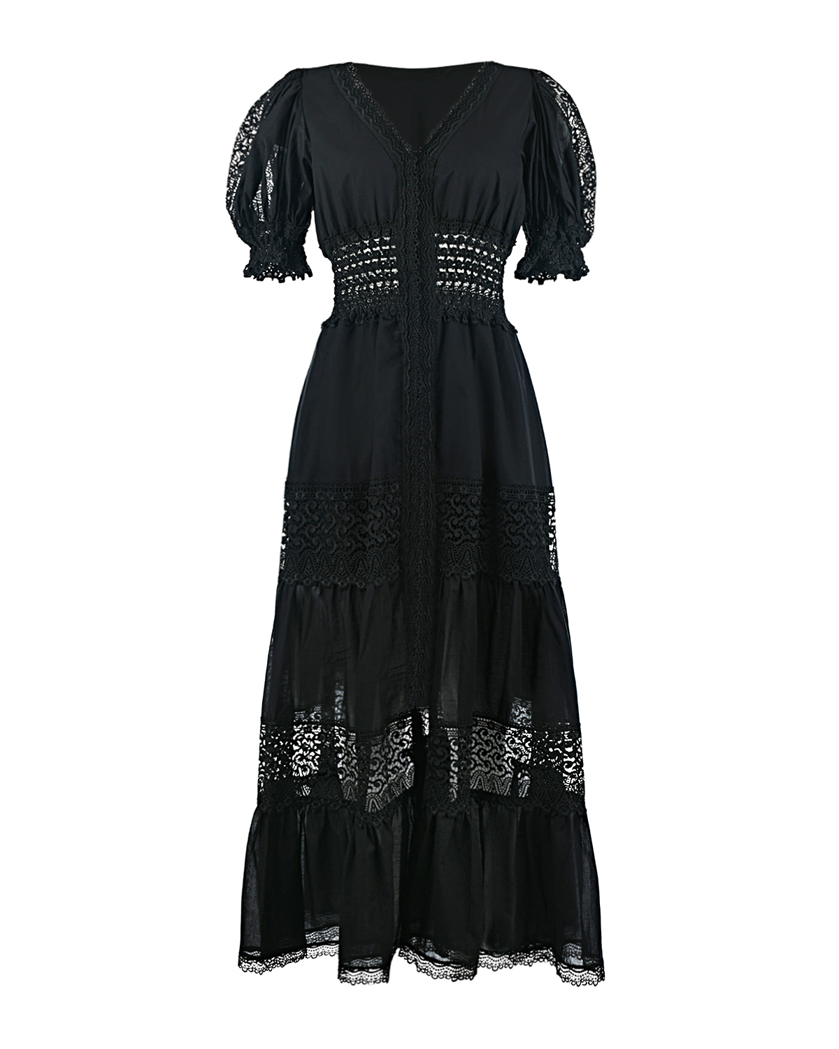 Черное платье с кружевными вставками