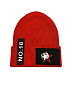 Красная шапка со значками