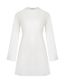 Белое платье с рукавами клеш